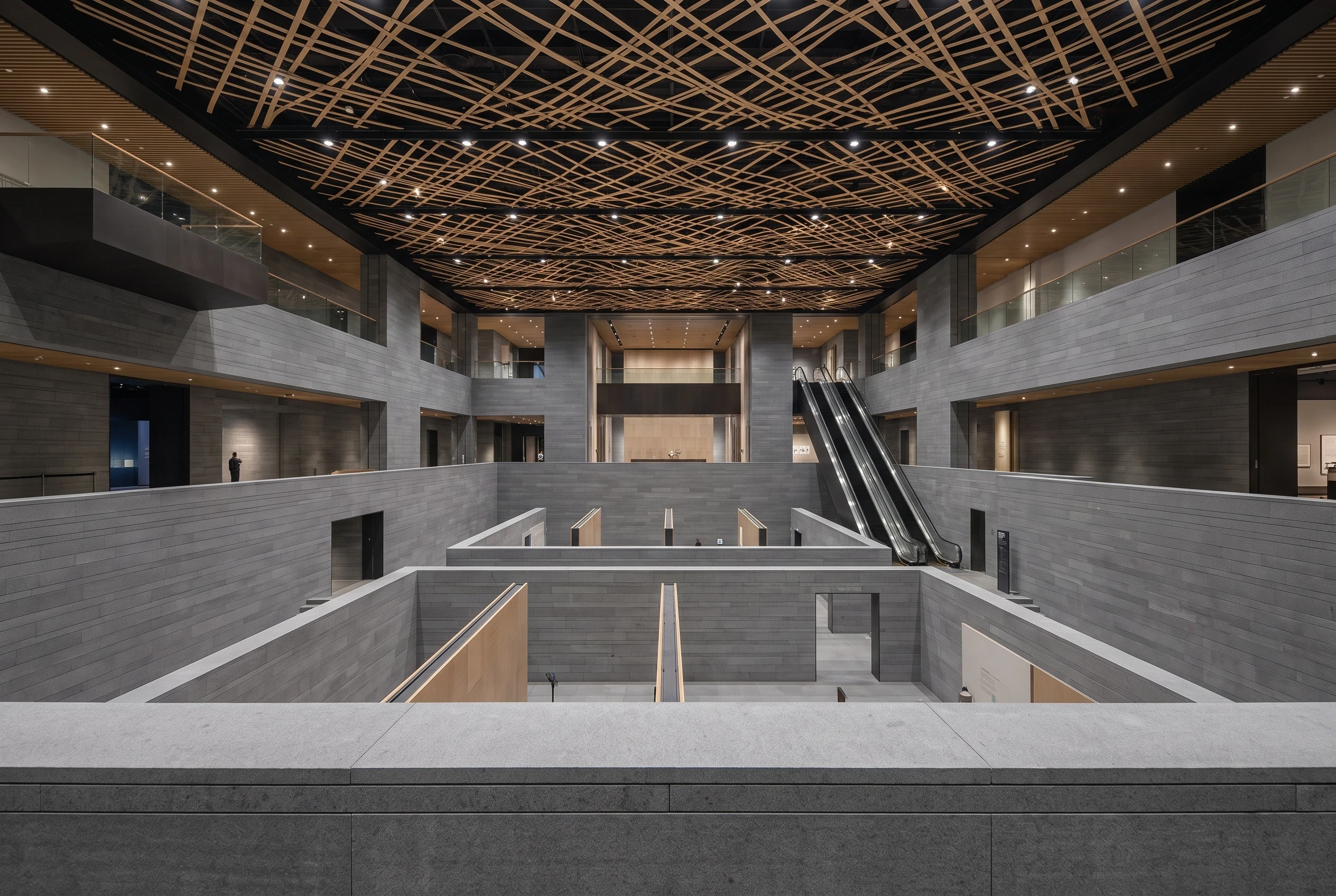 灰石木构文化展陈大厅，文化展陈 AI 设计参考