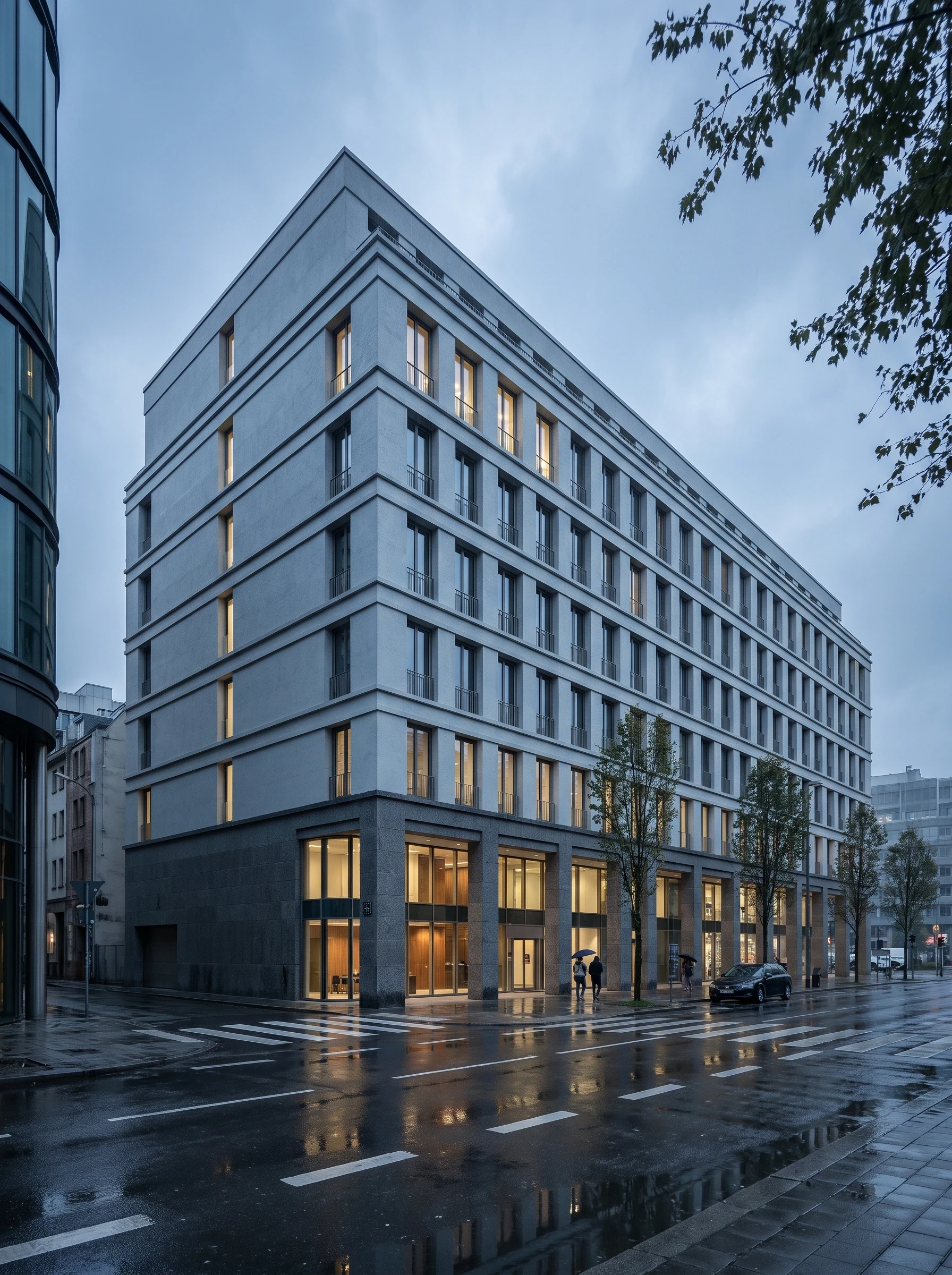 雨幕中的街角商务建筑，办公商业 AI 设计参考